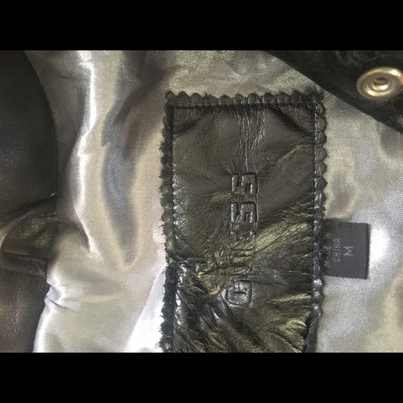 Guess size medium leather jacket - Picture 2 of 4